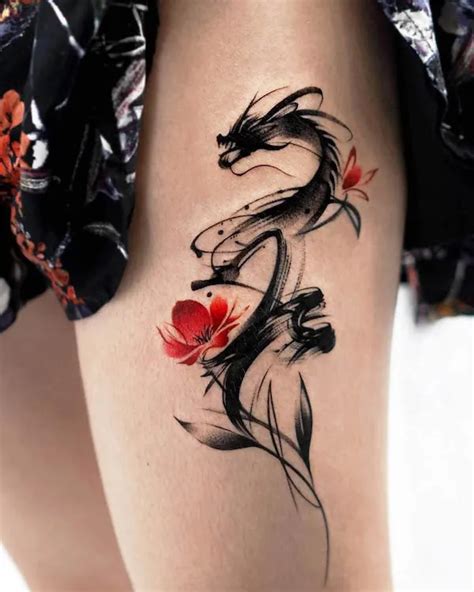 66 Alluring Thigh Tattoos For Women With Meaning